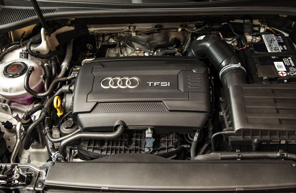 Audi Q3 2023 được trang bị động cơ xăng 4 xi-lanh, dung tích 1.4L