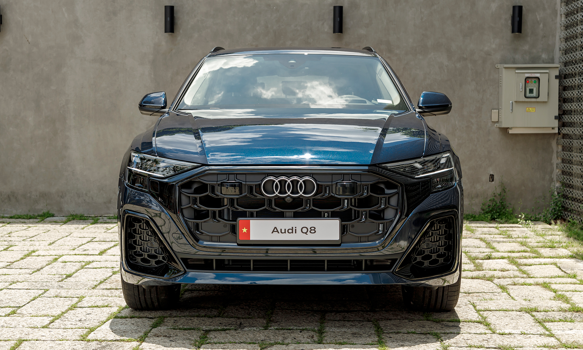 Audi Q8 S Line 2024 - 1