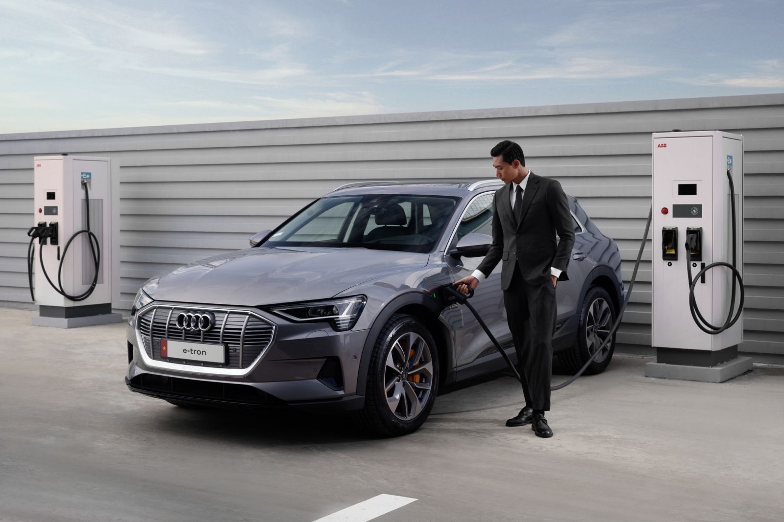 Audi e-tron SUV 2023