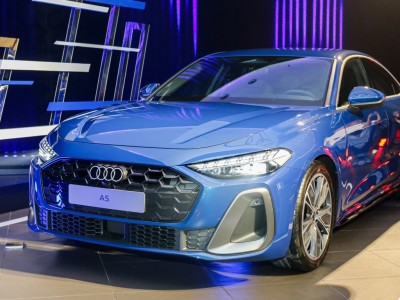 Audi A5 2025 trình làng Việt Nam: Giá 2,2 tỉ đồng, 3 màn hình, cạnh tranh C-Class và 3-Series