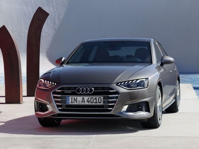 Giá xe Audi A4 kèm tin khuyến mại mới nhất tháng 10/2025